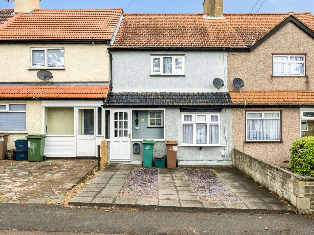 3 bed terraced house for sale in Erskine Road, Sutton SM1, £435,000