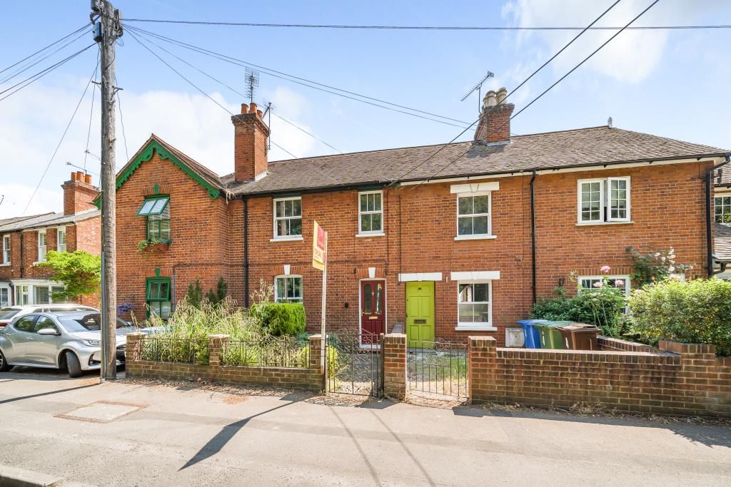 3 bed terraced house for sale in Ascot, Berkshire SL5, £340,000