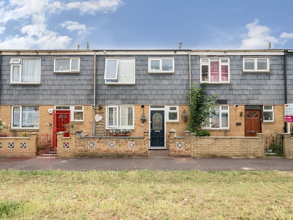 3 bed terraced house for sale in Adamsrill Road, London SE26, £450,000