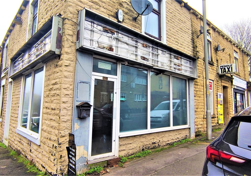 Restaurant/cafe to let in Leeds Road, Nelson BB9, £9,120 pa