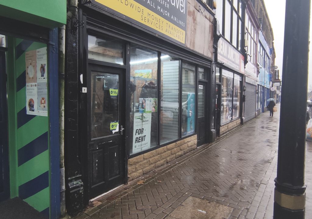 Retail premises to let in Scotland Road, Nelson BB9, £7,200 pa