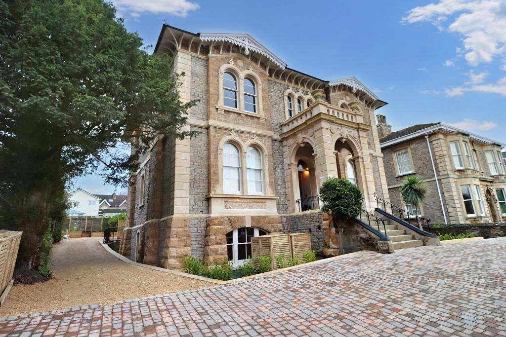 New home, 2 bed flat for sale in Elton Road, Clevedon BS21, £425,000