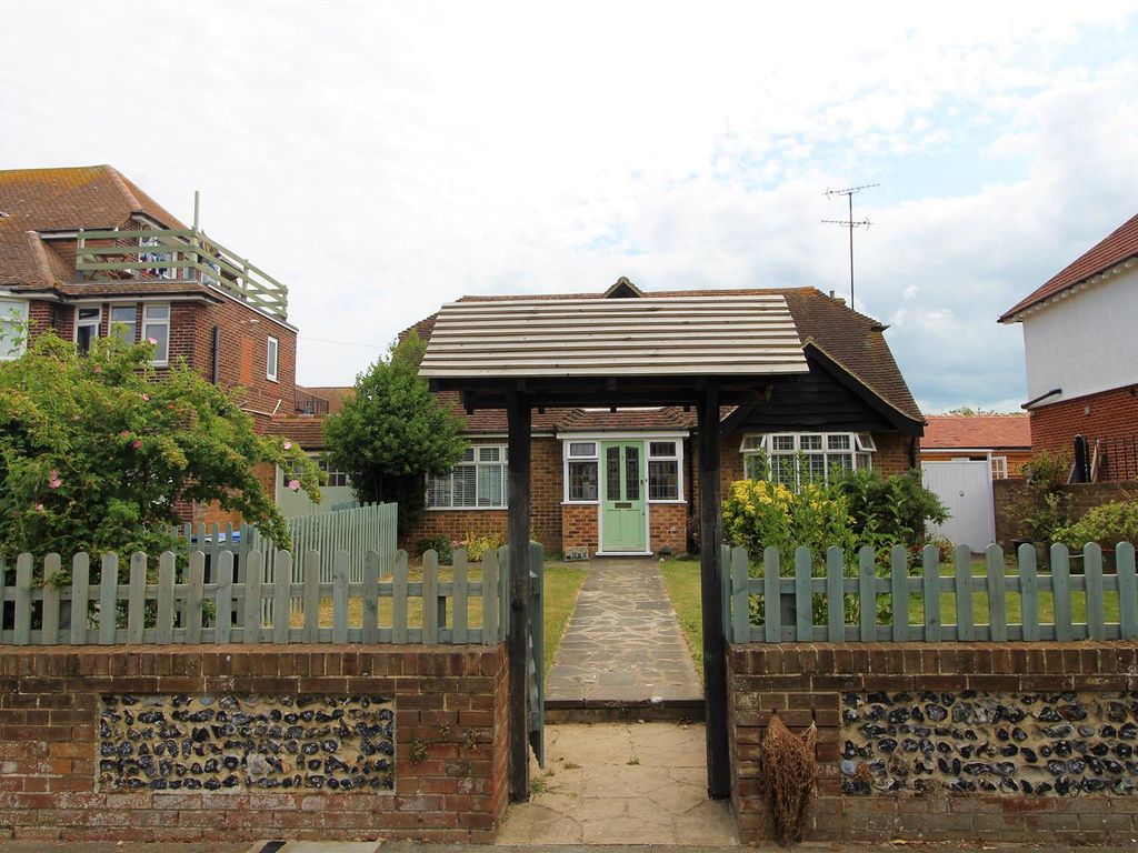3 bed property for sale in Northumberland Avenue, Cliftonville, Margate CT9, £575,000