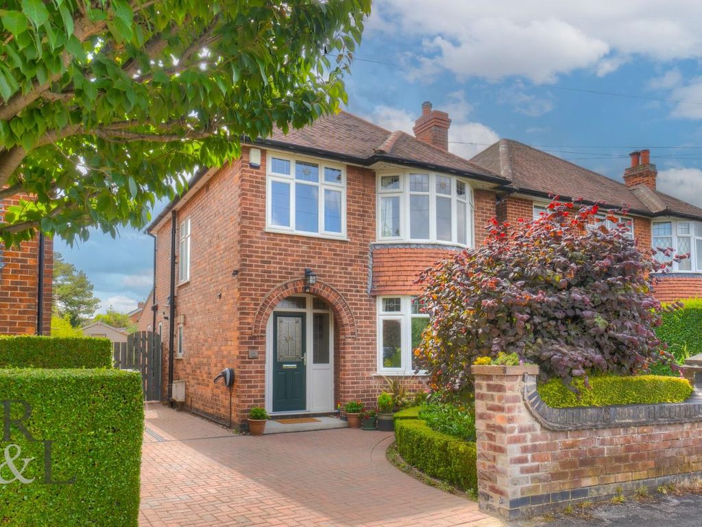 3 bed detached house for sale in Stanstead Avenue, Tollerton, Nottingham NG12, £435,000