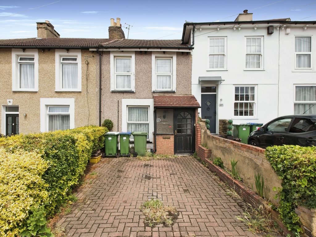 3 bed terraced house for sale in Standard Road, Bexleyheath DA6, £350,000