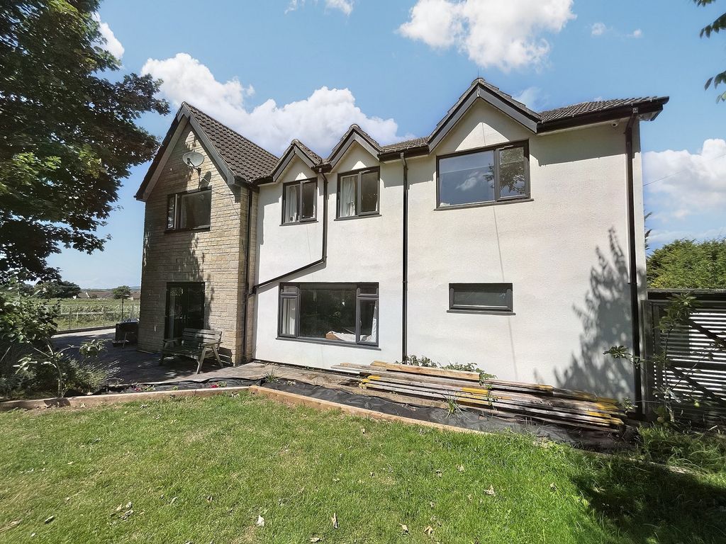 5 bed detached house for sale in Hill Road, Sandford, Winscombe, North Somerset. BS25, £680,000