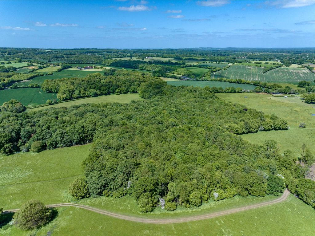 Land for sale in The Lee, Great Missenden HP16, £400,000