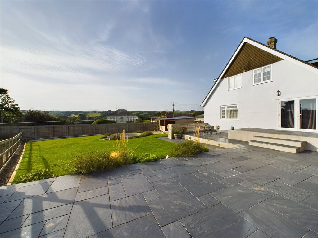 5 bed detached house for sale in St. Teath, Bodmin, Cornwall PL30, £675,000