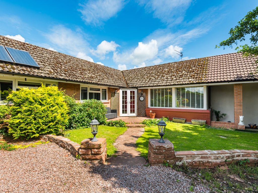 4 bed detached bungalow for sale in High Hesket, Carlisle CA4, £450,000