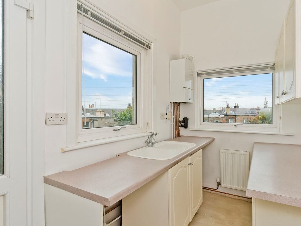 3 bed terraced house for sale in Lilyhill Terrace, Edinburgh EH8, £399,000