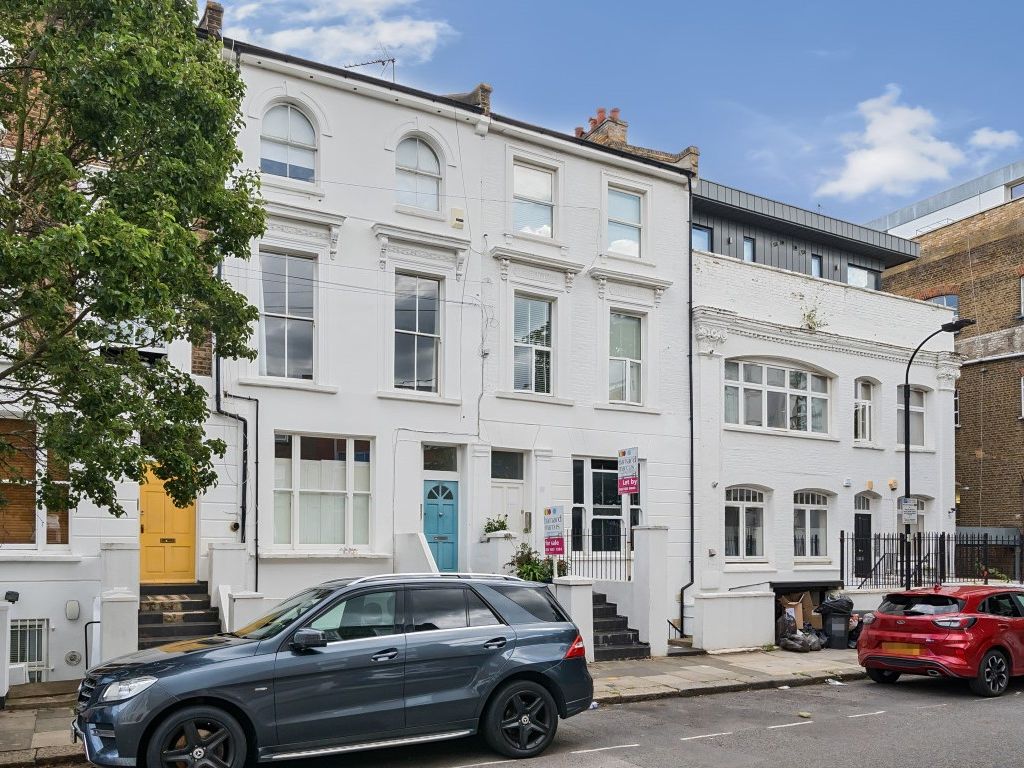 2 bed flat for sale in Woodstock Grove, London W12, £520,000