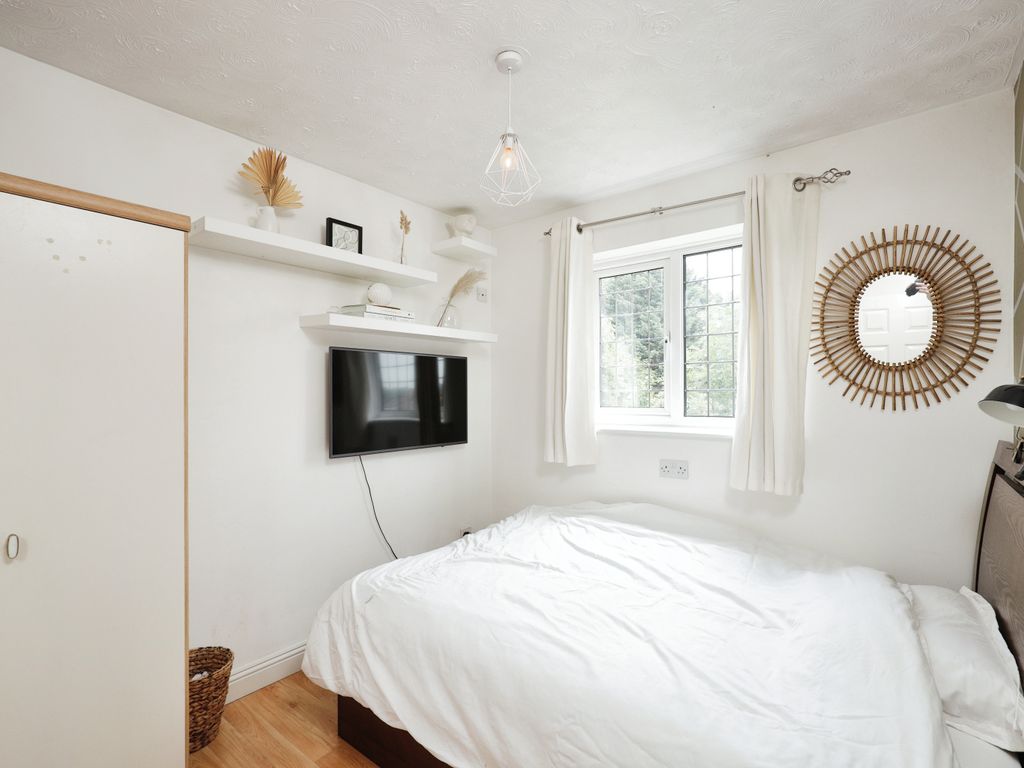 3 bed detached house for sale in Sundew Road, Hemel Hempstead HP1, £610,000
