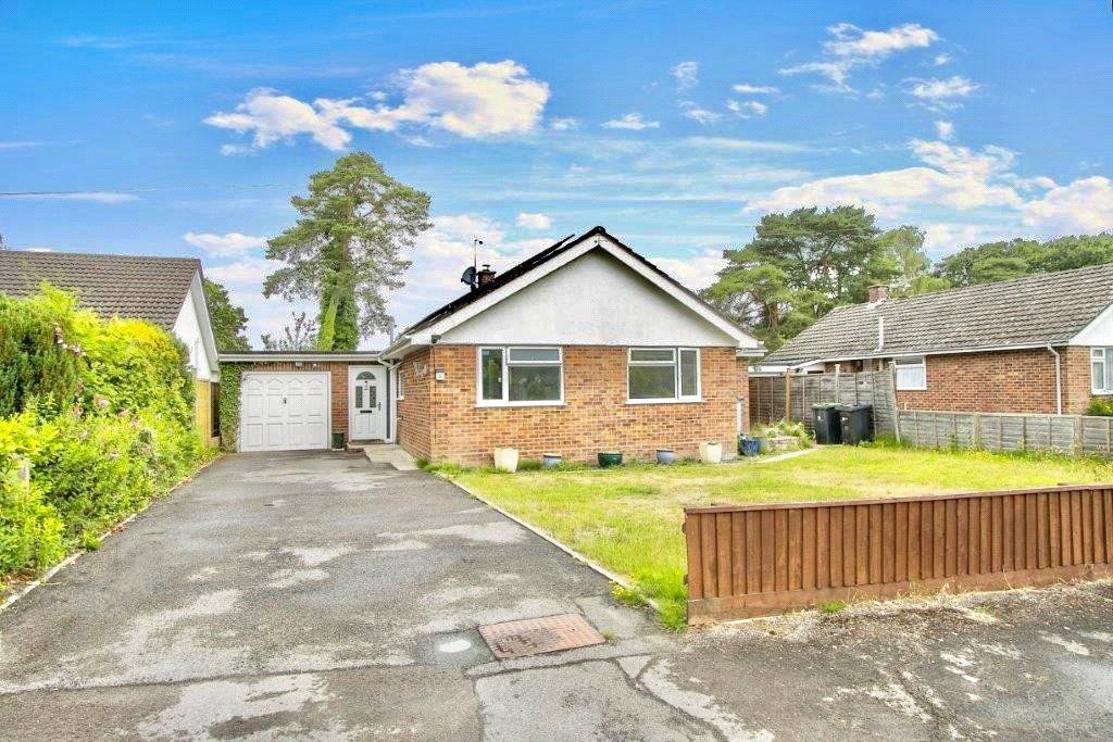 3 bed bungalow for sale in Webbs Close, Ashley Heath, Ringwood BH24, £500,000