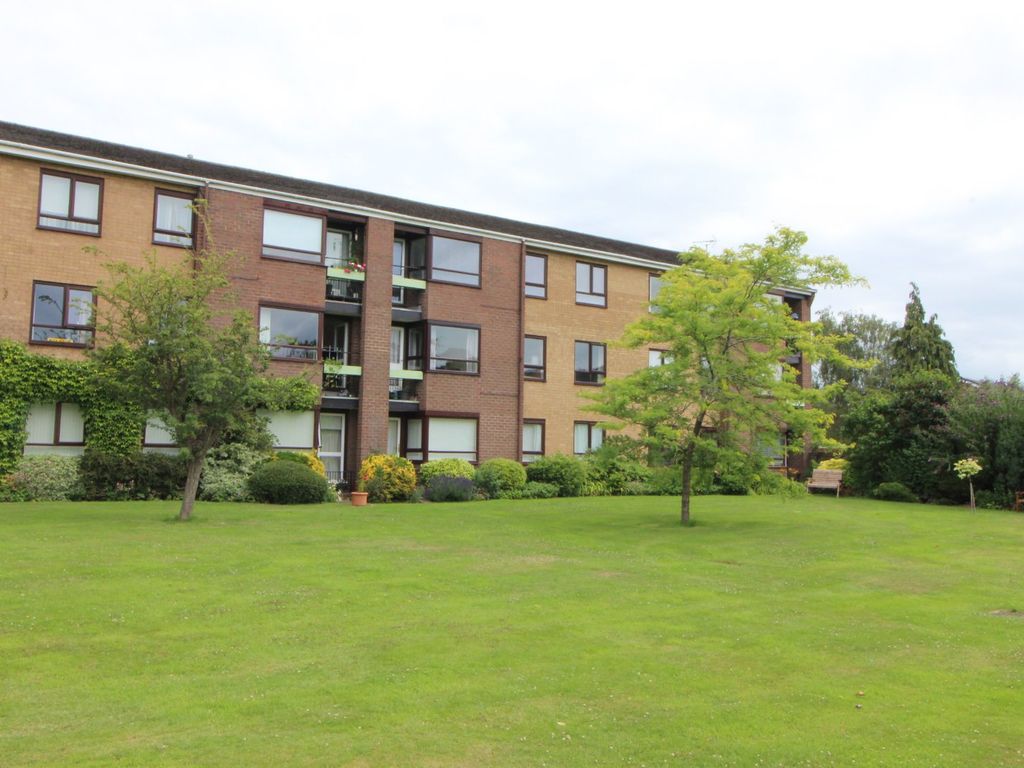 2 bed flat for sale in Plumley Close, Vicars Cross, Chester, Cheshire CH3, £165,000