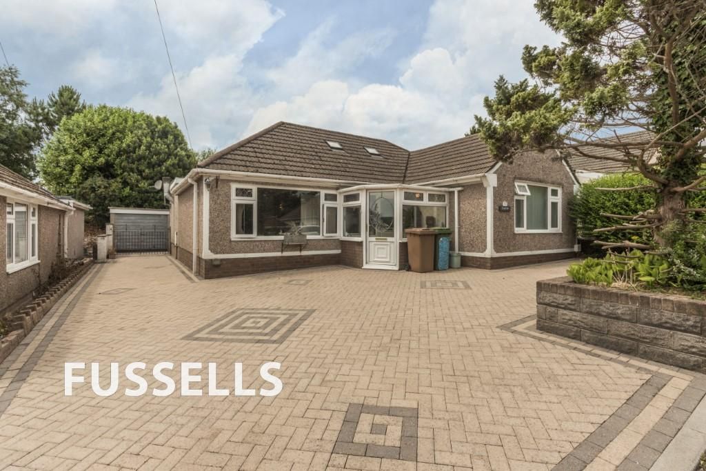 3 bed detached house for sale in Lansbury Close, Caerphilly CF83, £350,000