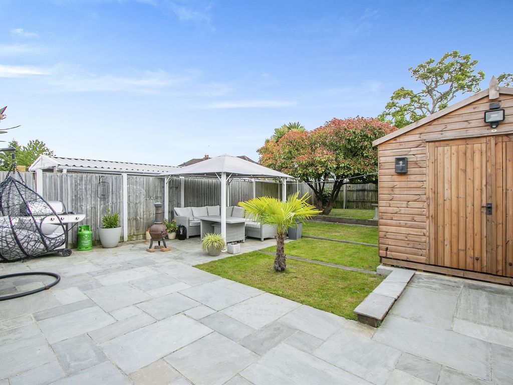 2 bed detached bungalow for sale in Kinson Road, Bournemouth BH10, £375,000