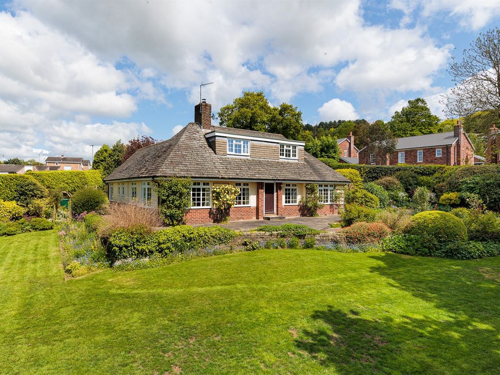 4 bed detached bungalow for sale in Quarry Lane, Kelsall, Tarporley CW6, £775,000