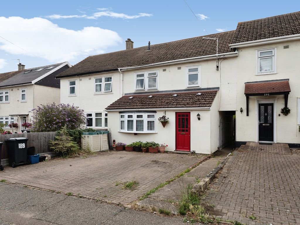 4 bed terraced house for sale in Chester Road, Loughton IG10, £550,000