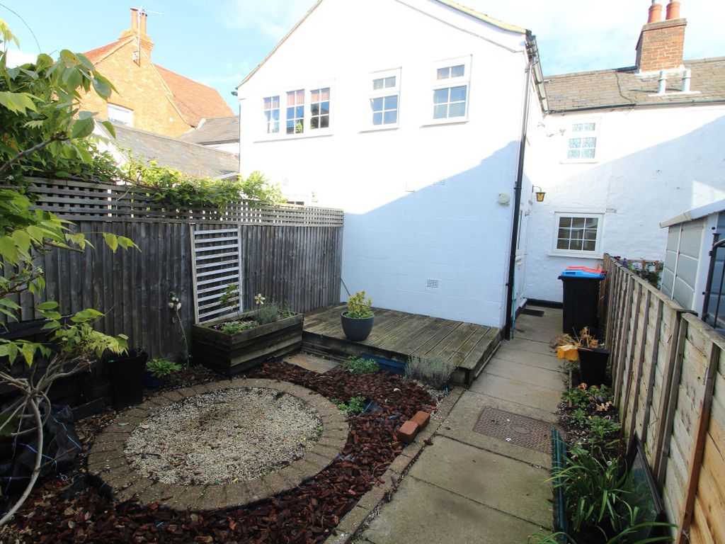 2 bed terraced house for sale in Tickford Street, Newport Pagnell MK16, £245,000