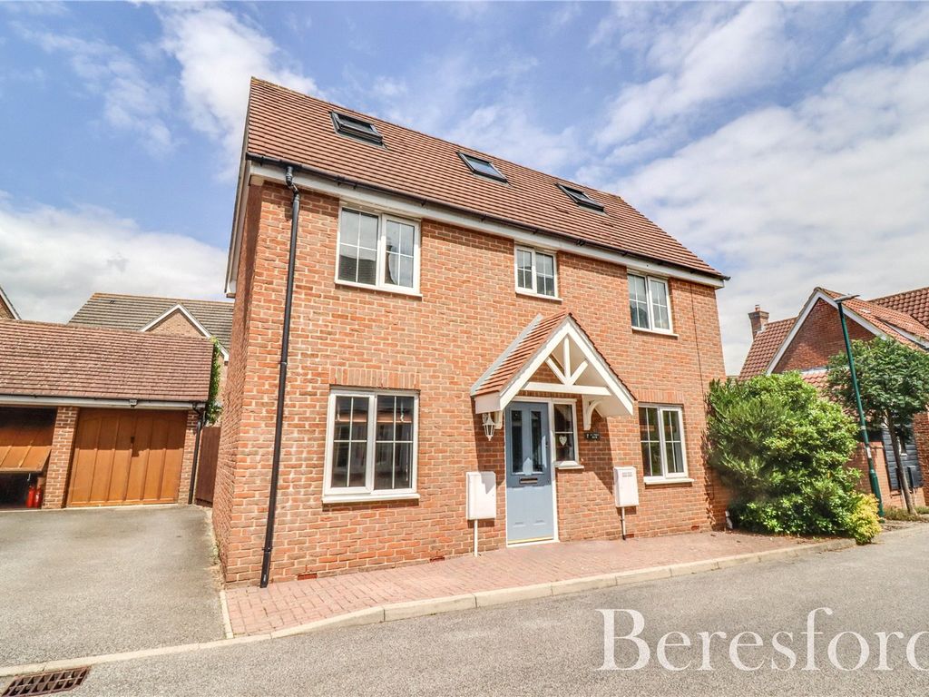 5 bed detached house for sale in Crofters Walk, Braintree CM77, £450,000