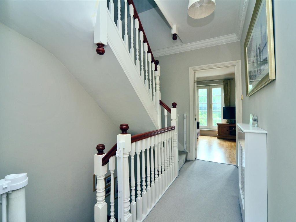 4 bed town house for sale in Chadwick Place, Long Ditton, Surbiton KT6, £995,000