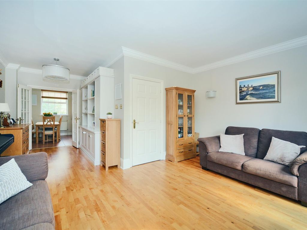 4 bed town house for sale in Chadwick Place, Long Ditton, Surbiton KT6, £995,000