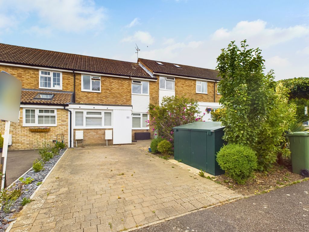 4 bed terraced house for sale in Goring Way, Partridge Green, Horsham RH13, £425,000