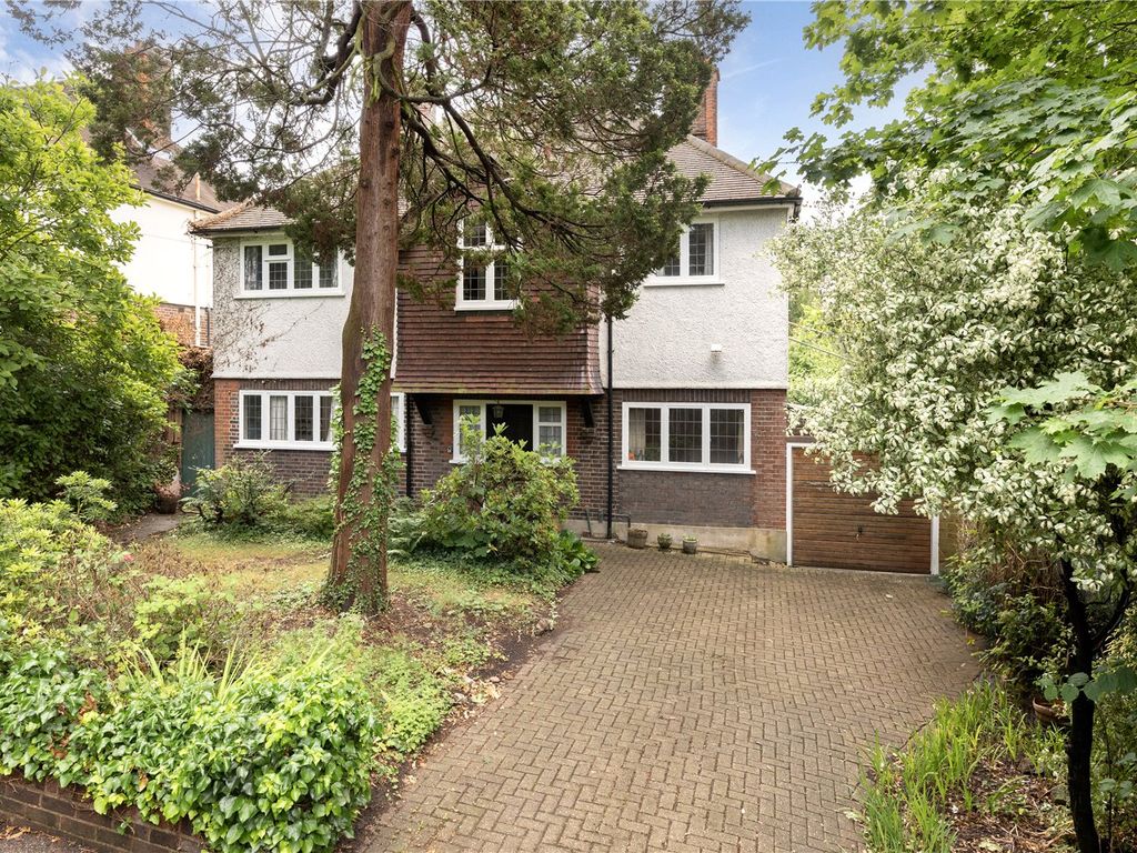 5 bed detached house for sale in Crescent Road, Kingston Upon Thames, Surrey KT2, £1,650,000
