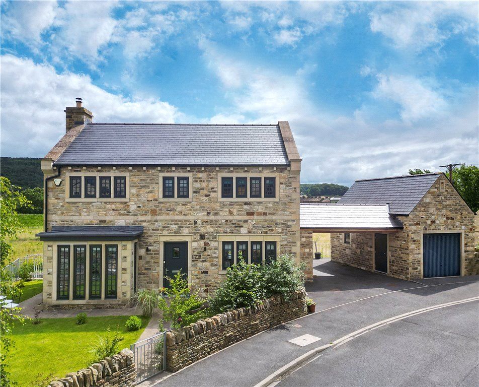 4 bed detached house for sale in Haw Croft, Cononley, North Yorkshire BD20, £585,000