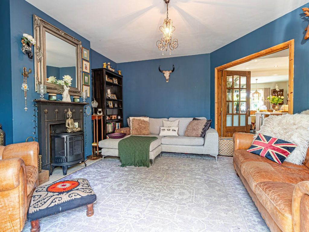 5 bed semi-detached house for sale in Leighton Road, Soulbury, Leighton Buzzard LU7, £550,000