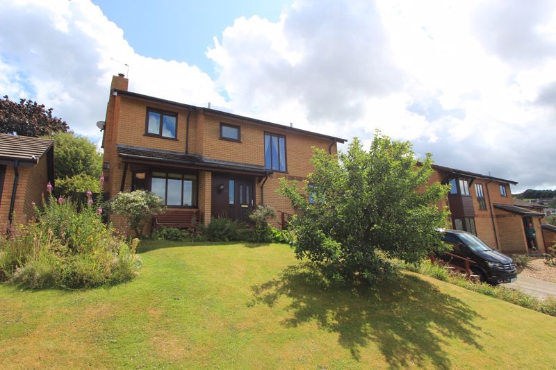 4 bed detached house for sale in Peulwys Lane, Old Colwyn, Colwyn Bay LL29, £349,950