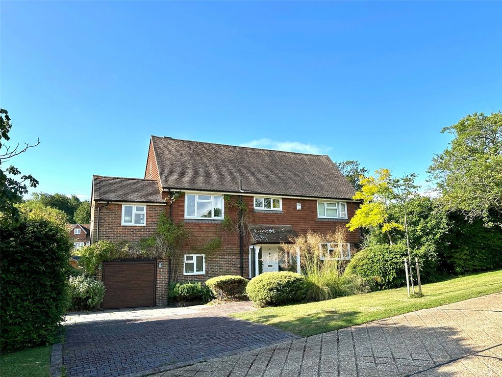 3 bed detached house for sale in Walnut Tree Walk, Eastbourne, East Sussex BN20, £795,000