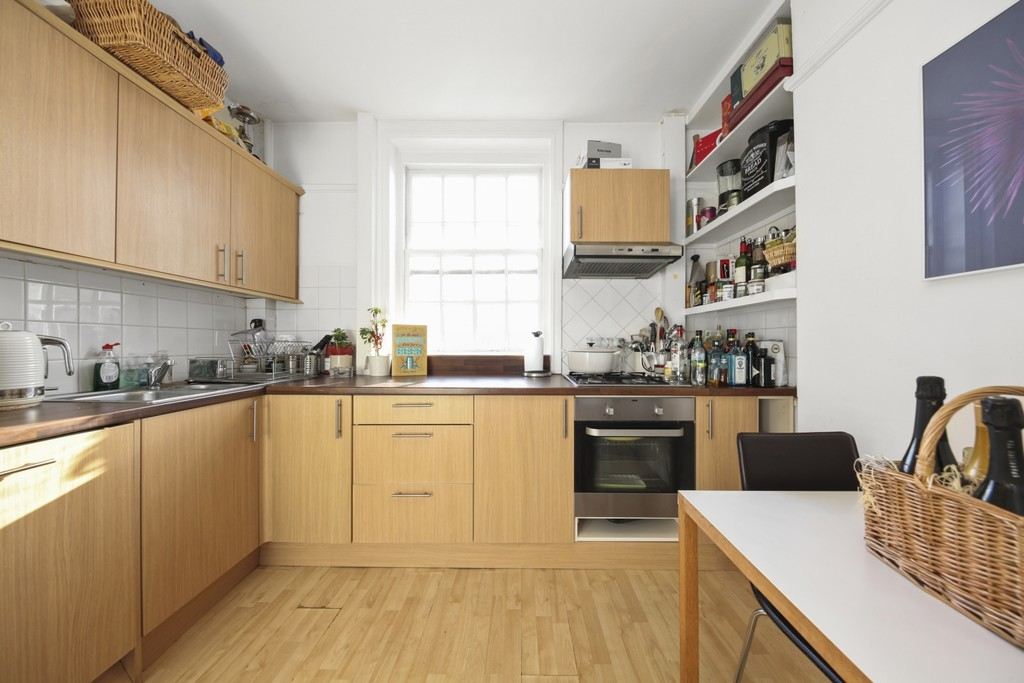 4 bed flat for sale in Chalfont Court, Baker Street NW1, £1,900,000