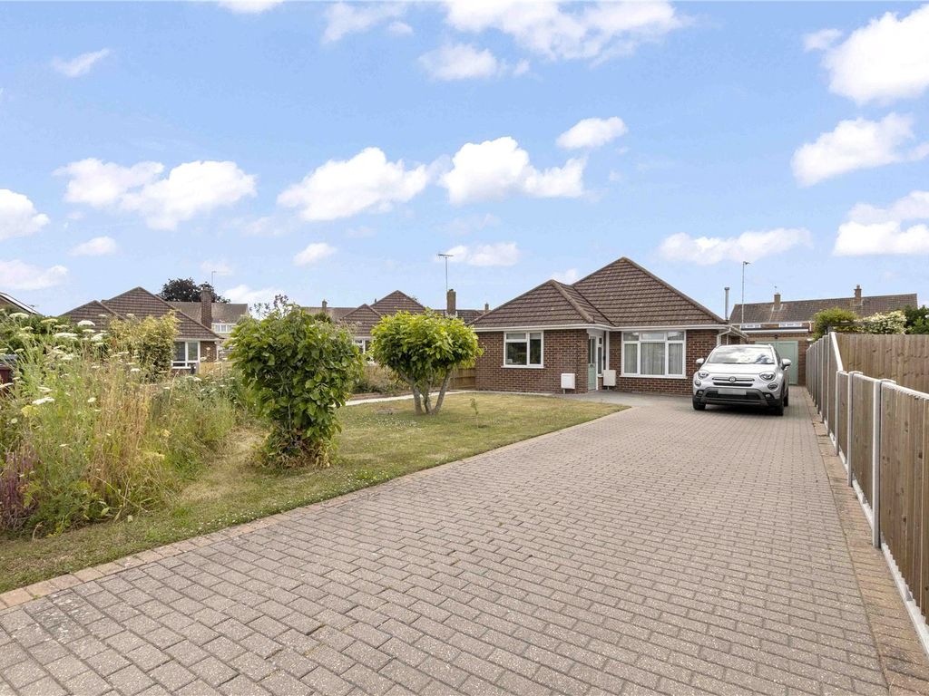 3 bed bungalow for sale in Crosbie Close, Chichester, West Sussex PO19, £450,000