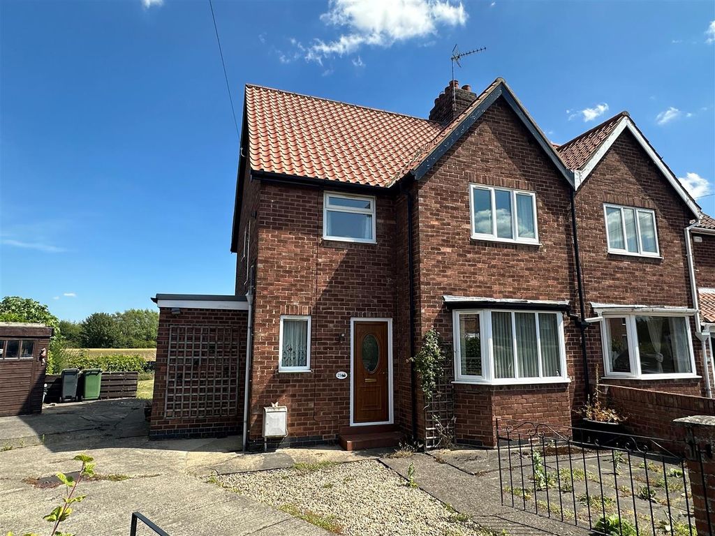 3 bed semi-detached house for sale in The Crescent, Heslington, York YO10, £425,000