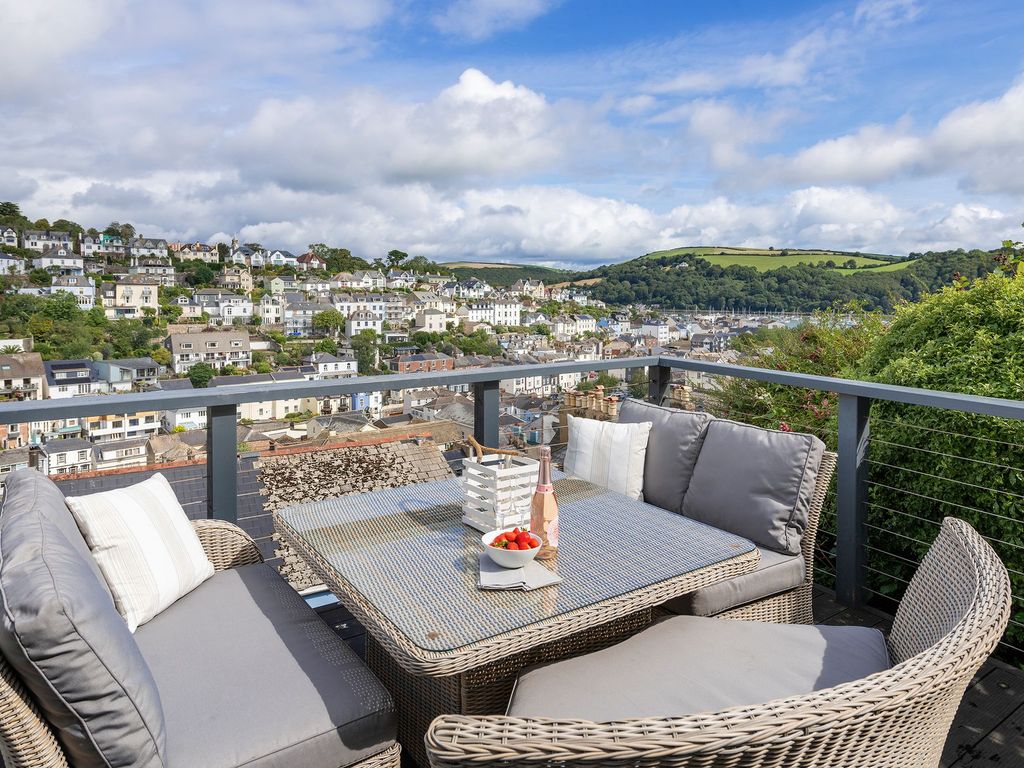 4 bed town house for sale in Hodge Podge Lodge, South Ford Road, Dartmouth TQ6, £550,000