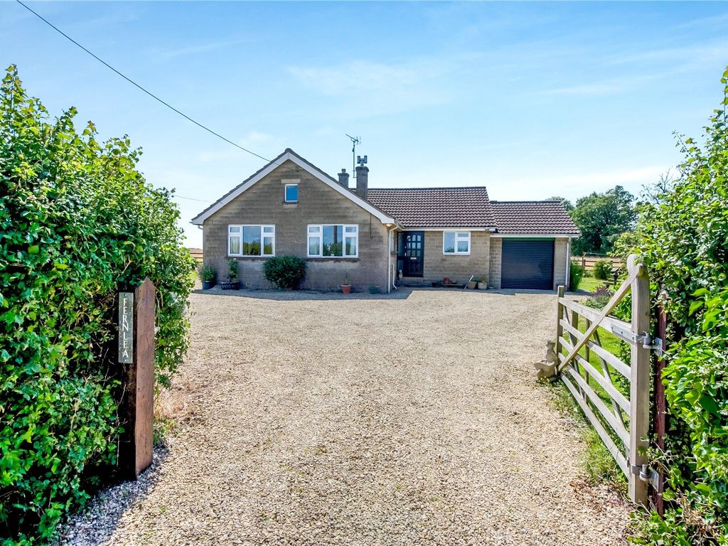 3 bed bungalow for sale in The Common, Minety, Malmesbury, Wiltshire SN16, £625,000