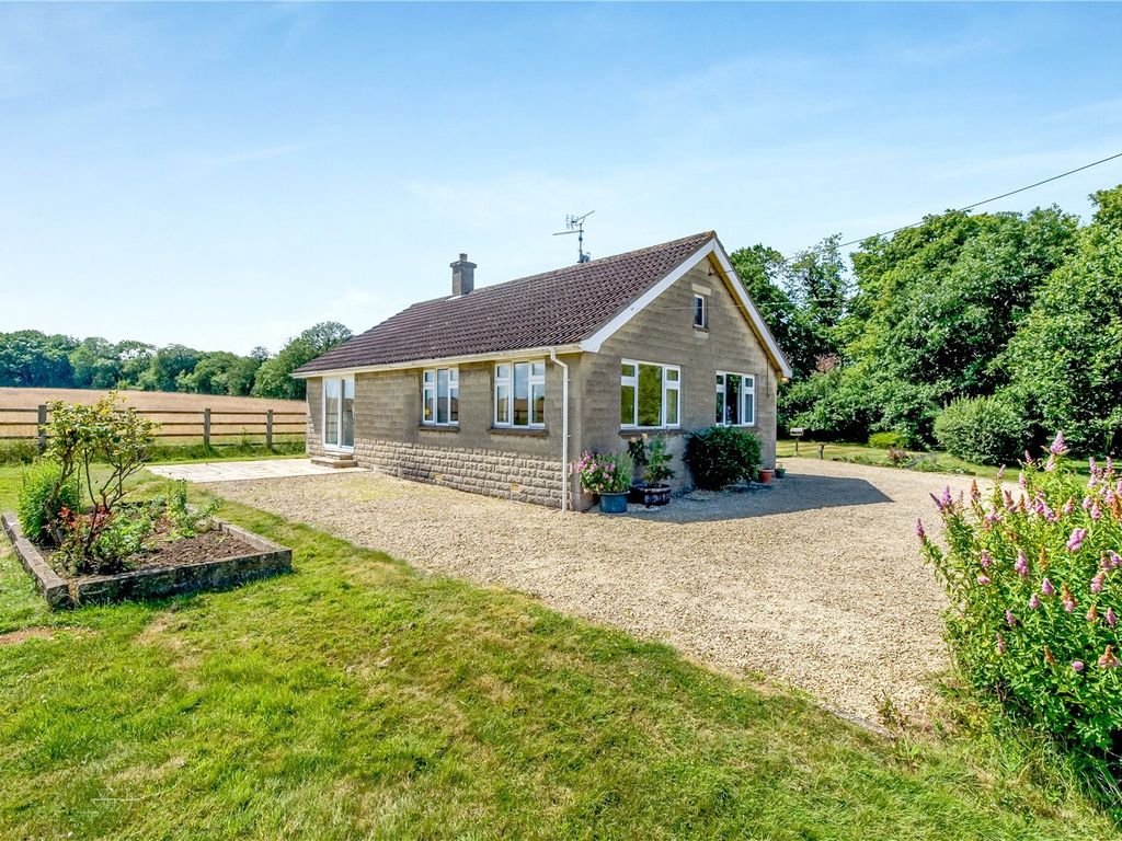 3 bed bungalow for sale in The Common, Minety, Malmesbury, Wiltshire SN16, £625,000