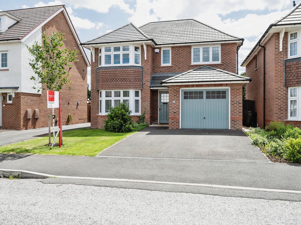 4 bed detached house for sale in Cheddington Crescent, Great Sankey, Warrington, Cheshire WA5, £450,000