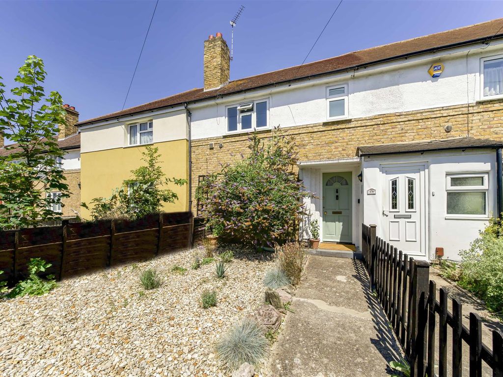 3 bed terraced house for sale in Worton Road, Isleworth TW7, £499,950