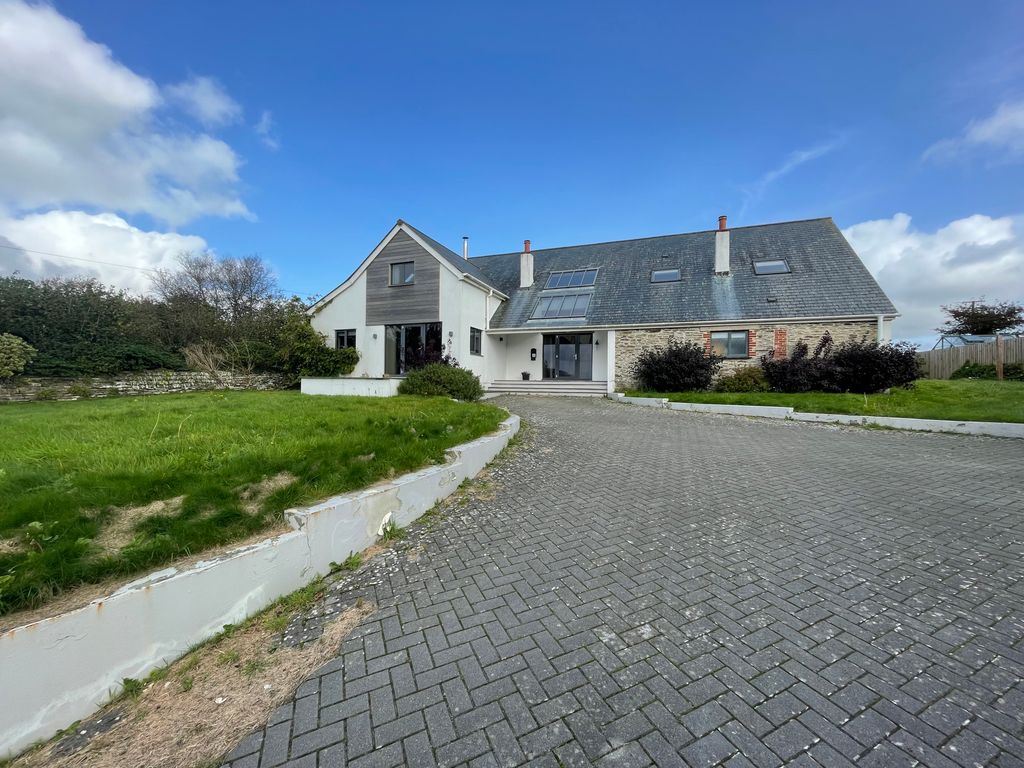 5 bed detached house for sale in Lanreath, Looe PL13, £675,000