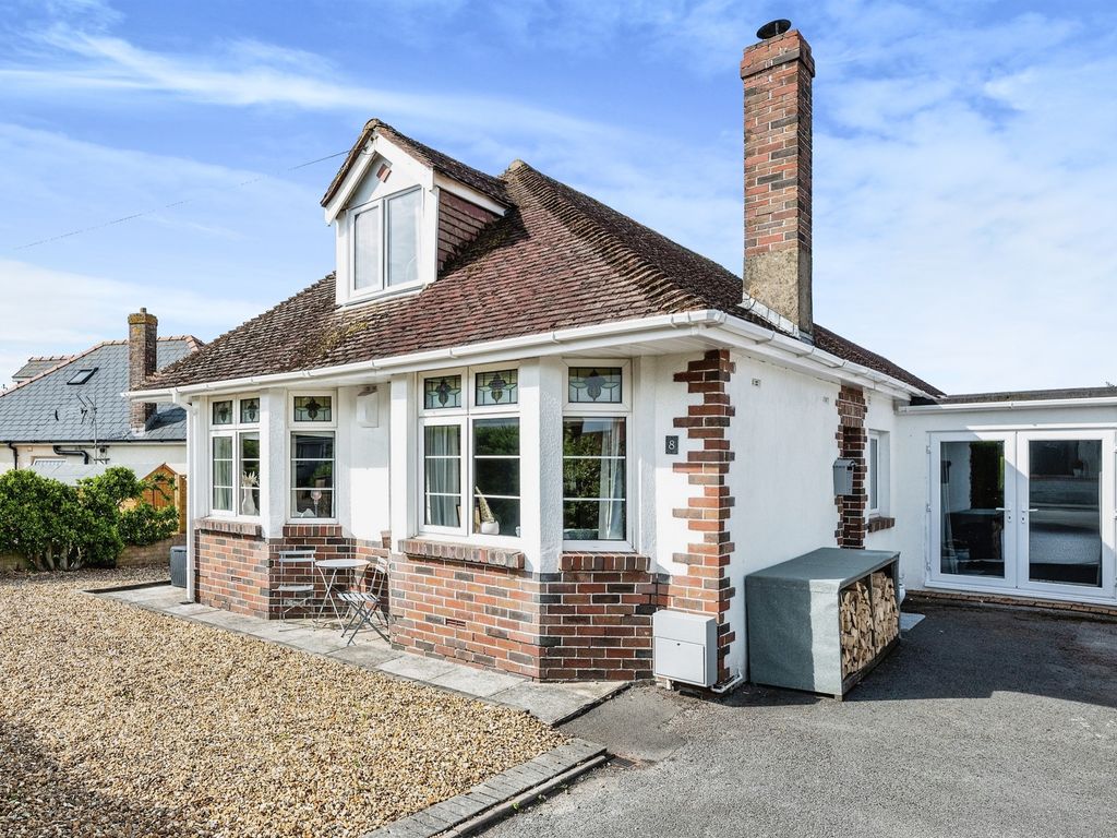 4 bed detached bungalow for sale in Crossfield Avenue, Porthcawl CF36, £500,000