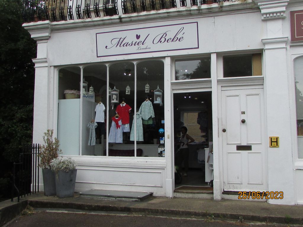 Retail premises to let in Abbey Gardens, London NW8, £30,000 pa