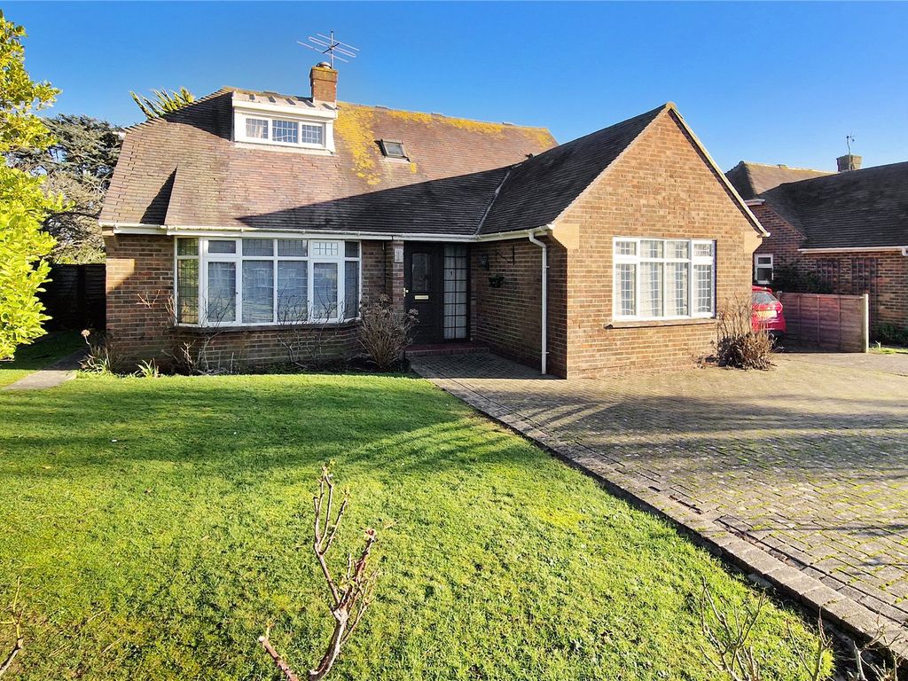 3 bed detached house for sale in Frobisher Way, Rustington, Littlehampton, West Sussex BN16, £650,000