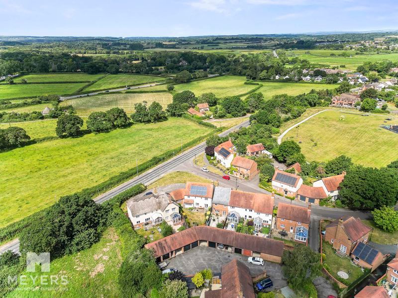 4 bed detached house for sale in Stoborough Meadow, Stoborough BH20, £700,000