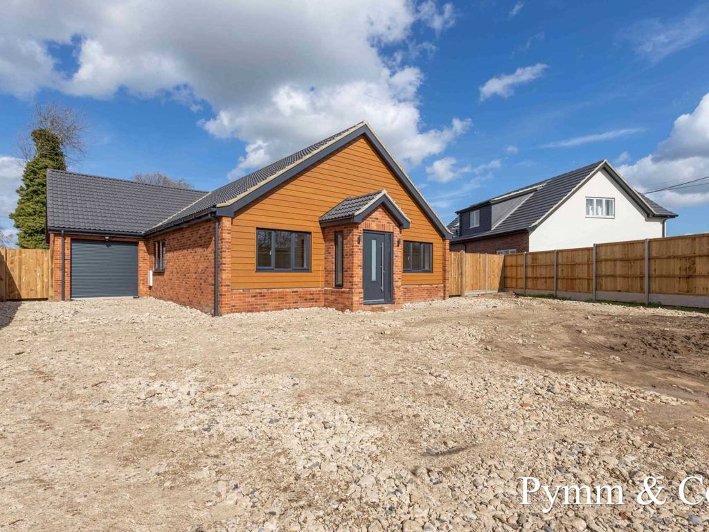 New home, 3 bed detached bungalow for sale in Field Lane, Hempnall NR15, £530,000