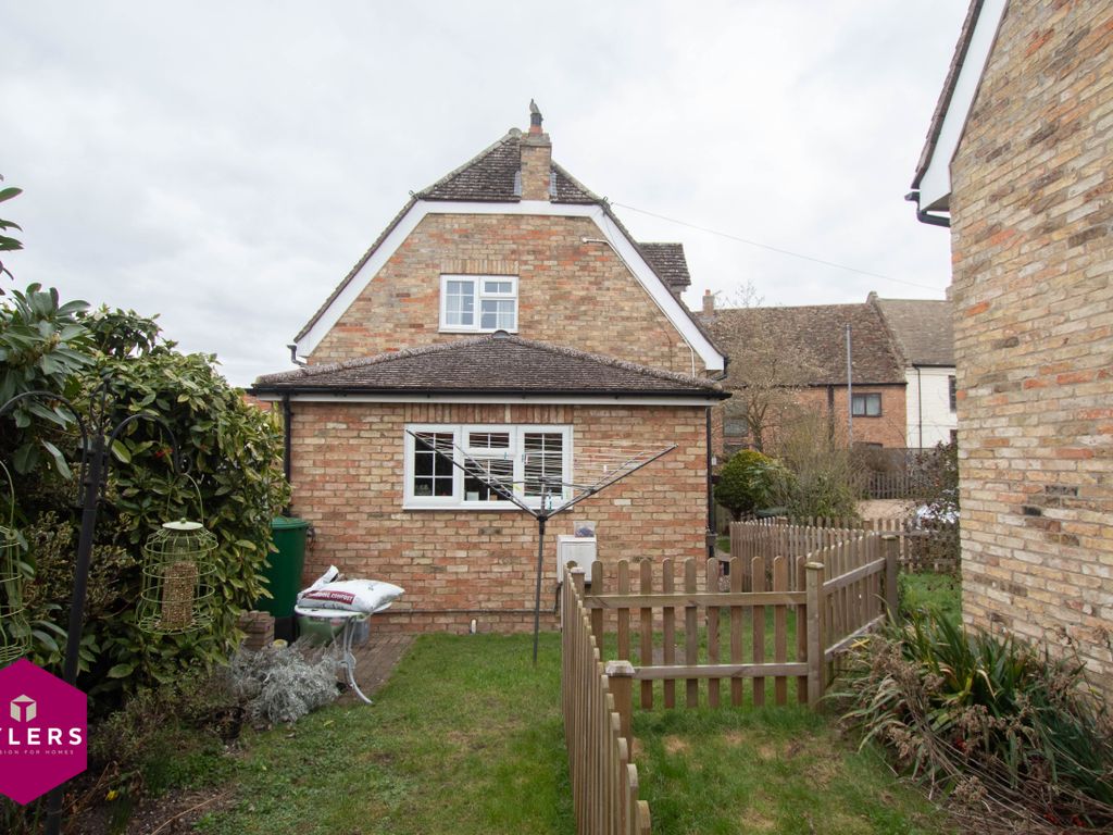 3 bed detached house for sale in Sun Street, Isleham, Ely CB7, £370,000