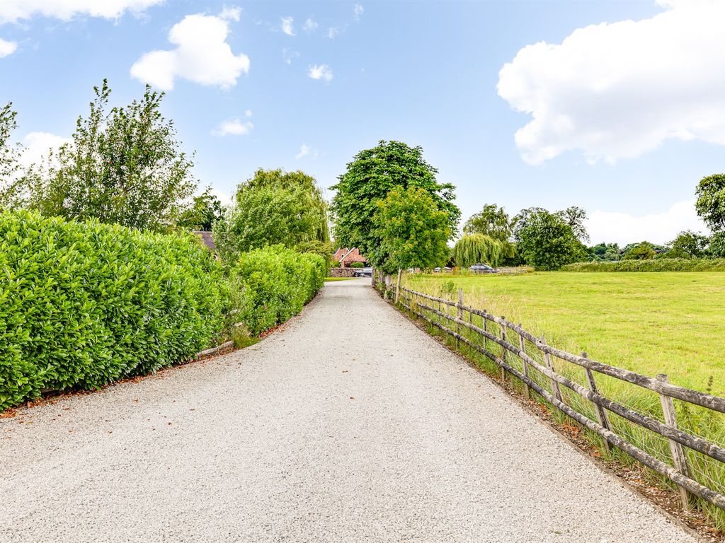 3 bed detached house for sale in Beeston Hall Mews, Brook Lane, Beeston, Tarporley CW6, £525,000