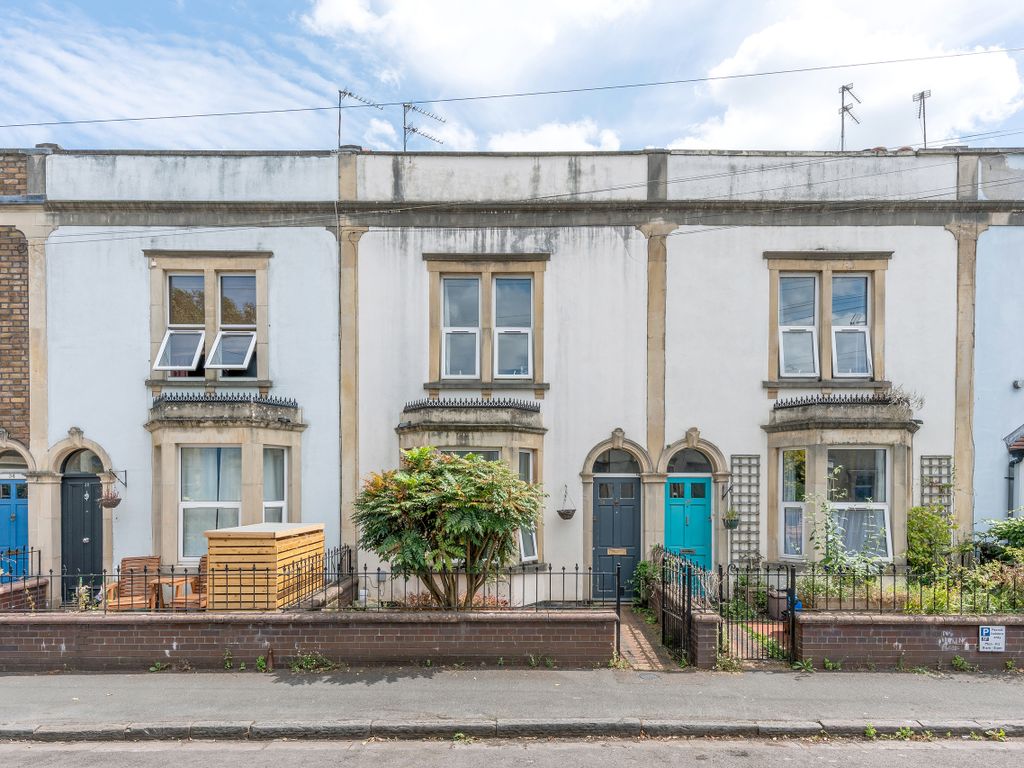 3 bed terraced house for sale in Thomas Street, St Agnes, Bristol BS2, £375,000
