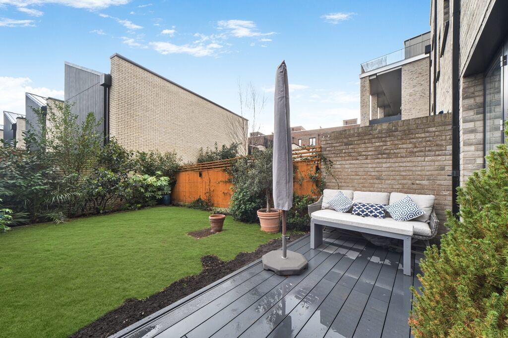 4 bed town house for sale in Abercrombie Road, London E20, £1,250,000